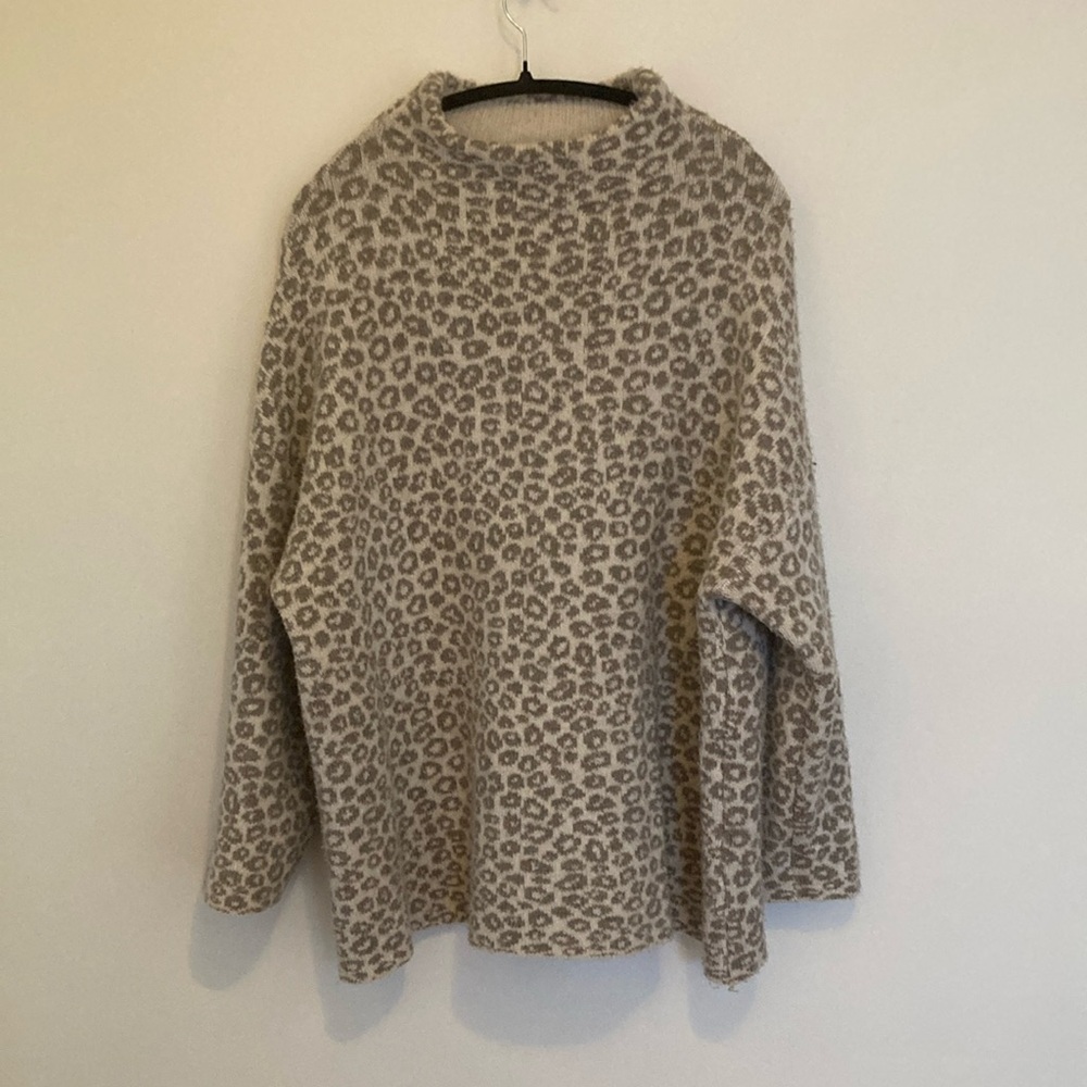 2X Leopard Print Wool Blend Funnel Neck Print Sweater